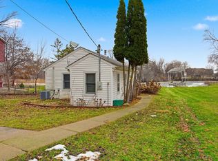 2736 Nagawicka AVENUE, Delafield, WI 53018