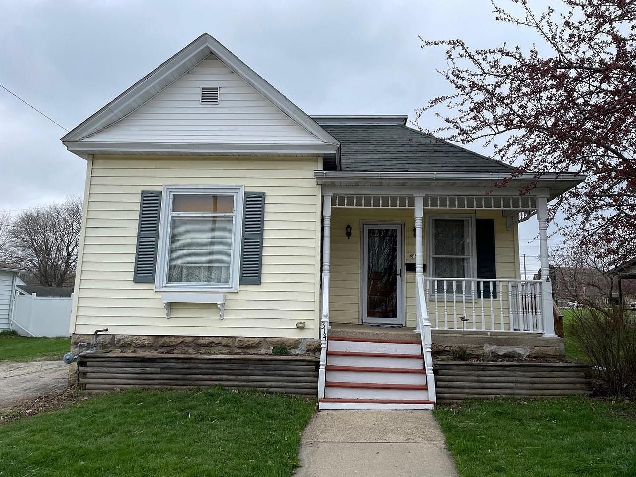 314 South Linn St, Dodgeville, WI 53533 Zillow