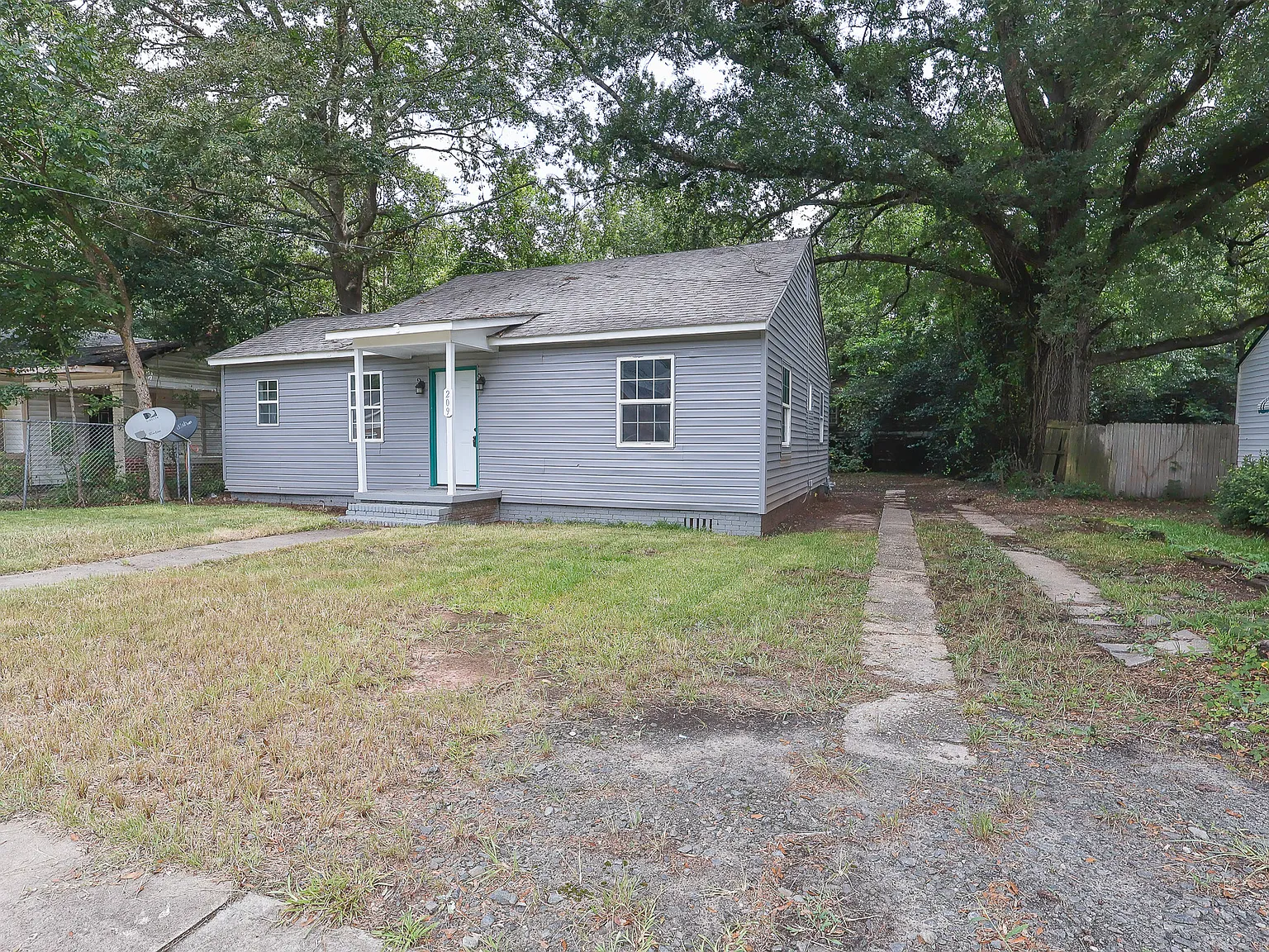 3 bed, 1079 sqft, $1,095 — Photo 3