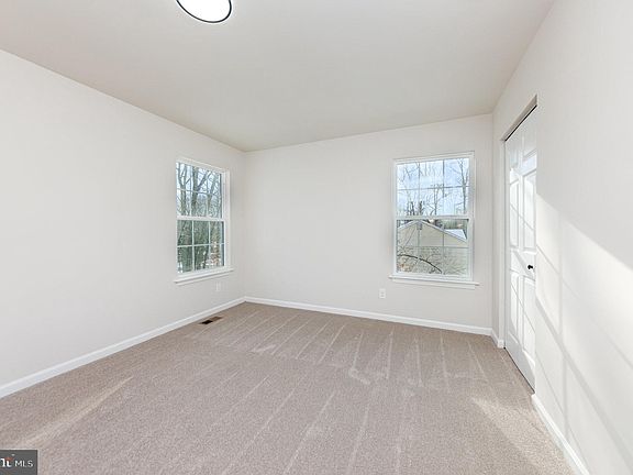 3rd image of 10803 Chesterwood Dr