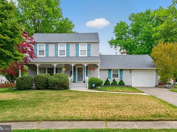 114 Windmoor Rd, Delran, NJ 08075