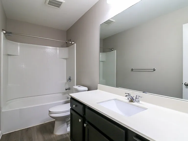 1091 Coldwater Dr — Photo 16
