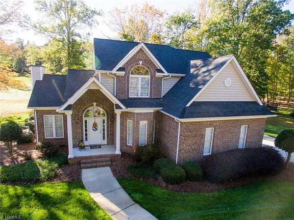 3rd image of 602 Bermuda Dr