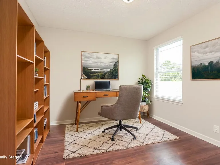 3314 Velvet Ct — Photo 16
