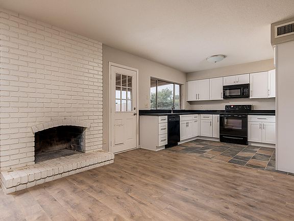 4th image of 12623 N 39th Dr