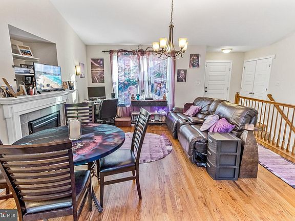 4th image of 181 Ambrosia Ln