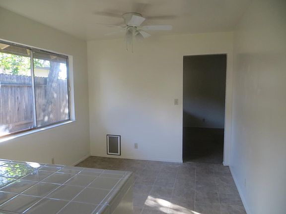 3rd image of 6250 Westwood Dr #6252