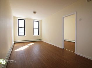 6226 Myrtle Ave APT 2R, Glendale, NY 11385