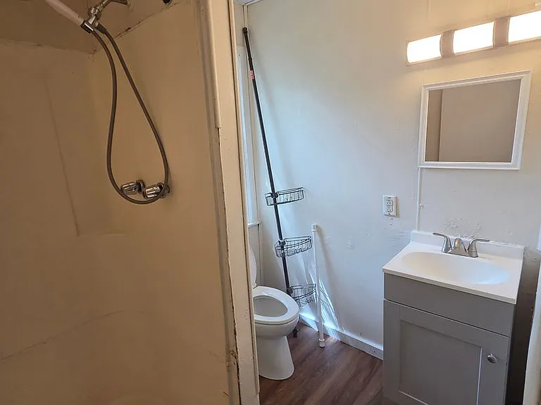 2402 East Ave #1 — Photo 11