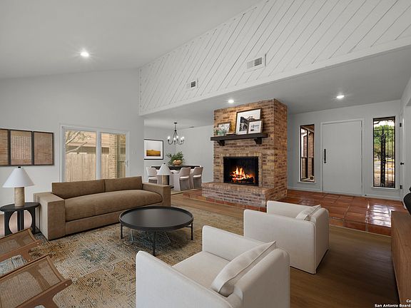 2nd image of 2406 ROCKAWAY LN