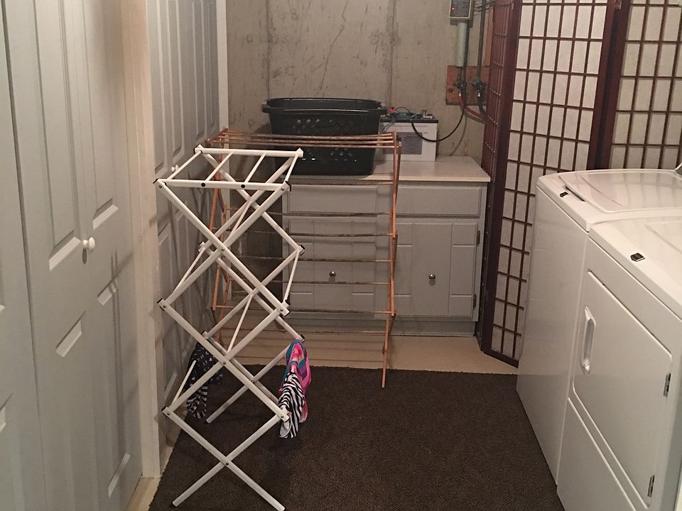 2nd image of 8 Sprucewood Dr