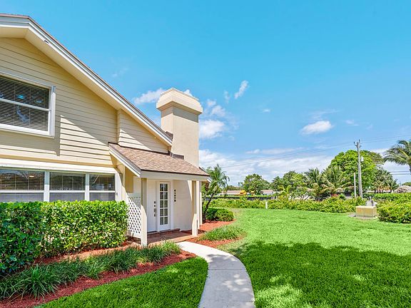2nd image of 8107 Oakton Court #7b