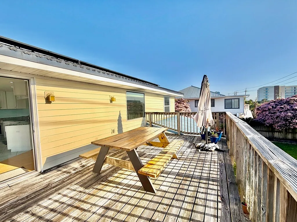 723 Sailfish Drive - 1 — Photo 1