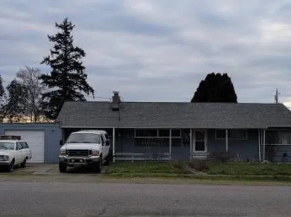 175 NE Queets St, Oak Harbor, WA 98277