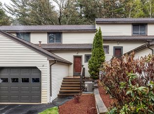 17 Centercrest Dr, Tyngsboro, MA 01879