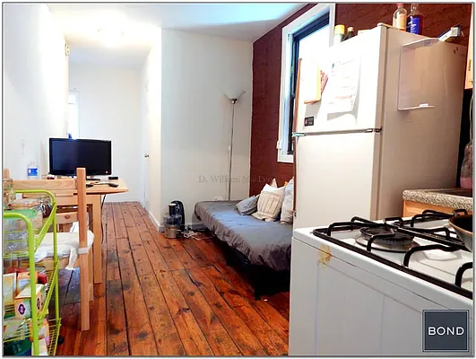 Rented by Bond New York | media 15