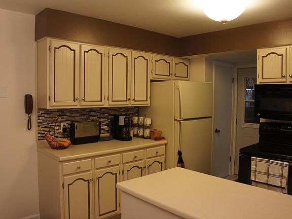 3rd image of 45801 County Road 653