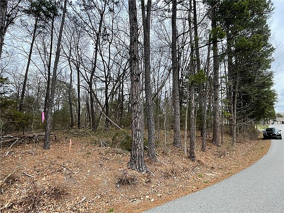 2nd image of Buckingham Dr Lot 20