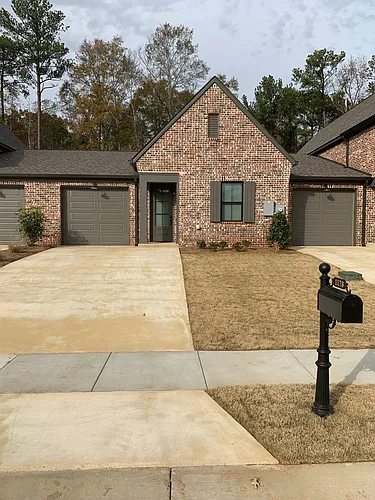 1178 Stonebrook Ln Photo 1