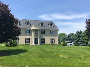 5N894 Westwood Ln, St Charles, IL