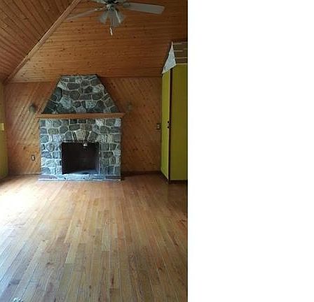 3rd image of 15 Northside Ln