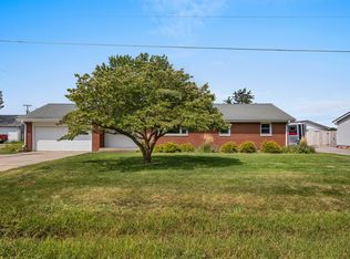 1637 A Country Ln #500, Champaign, IL 61821