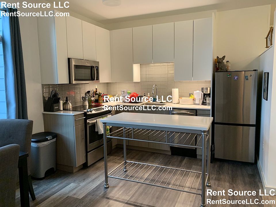 1st image of 180 Telford St #308