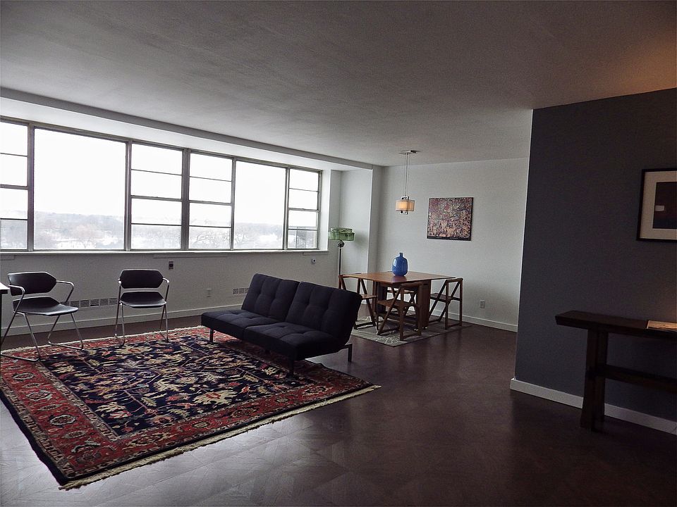 1st image of 1620 E Broad St #807