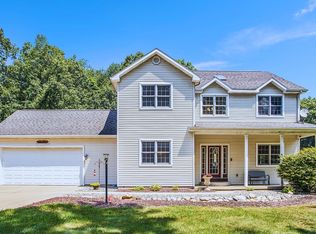 8309 Robins Ln, Battle Creek, MI