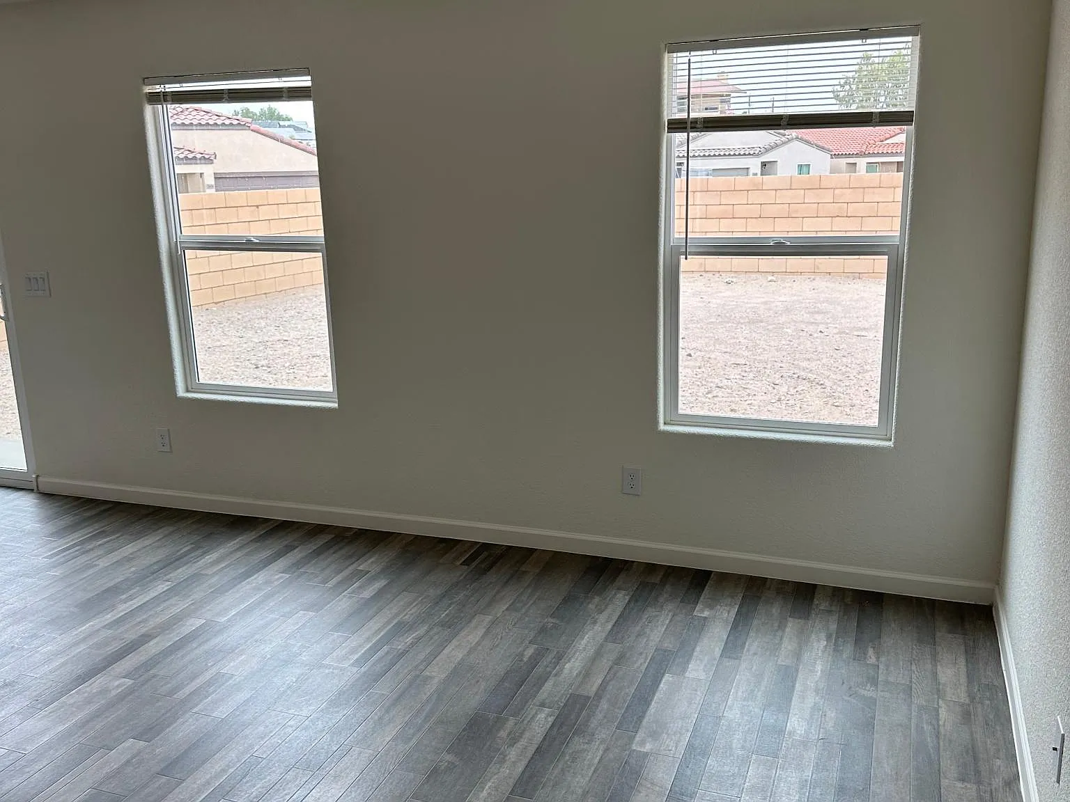 1212 Riverwalk Dr — Photo 4