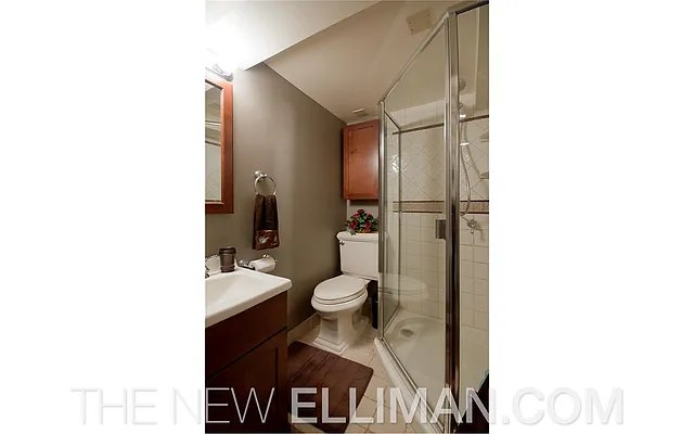 Rented by Douglas Elliman | media 13