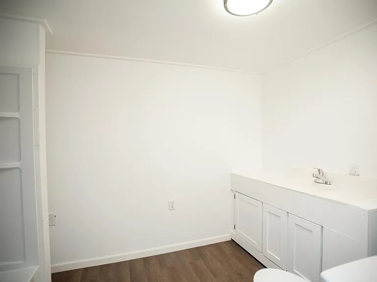13118 Old River Dr — Photo 10