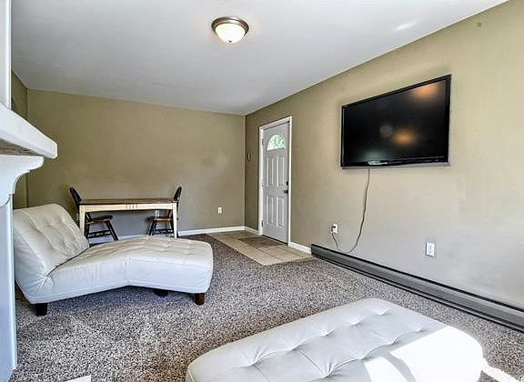 5th image of 24059 Creekside Dr