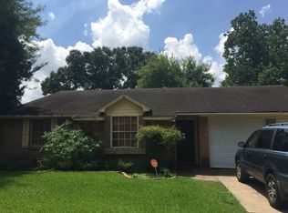 5835 Firenza Dr, Houston, TX 77035