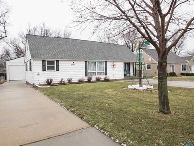 5505 W 15th St, Sioux Falls, SD, 57106