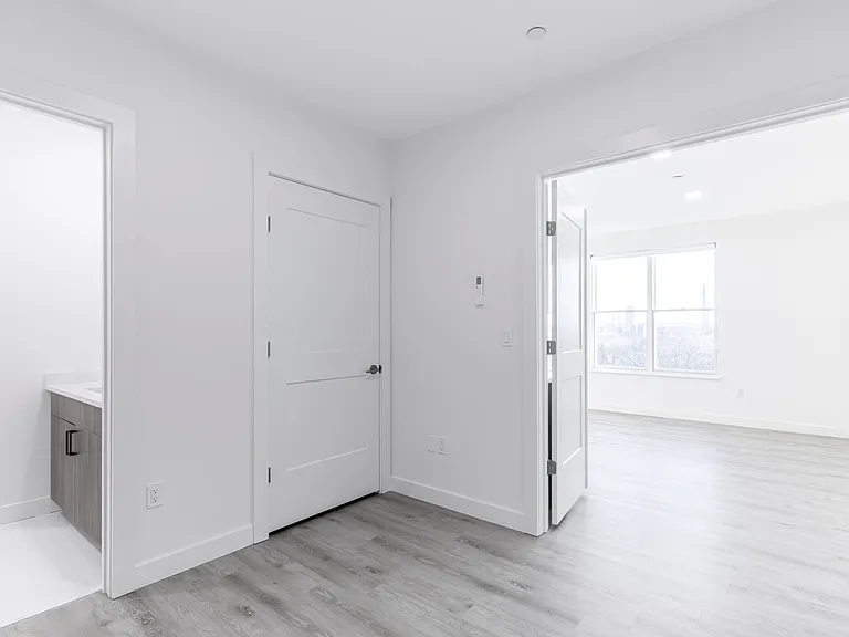 02 Harbor - Apt 502