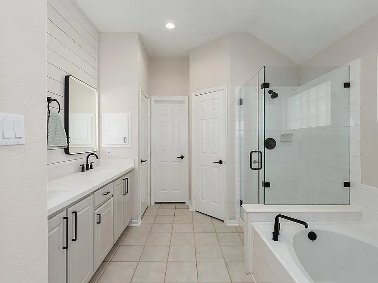 42 Camber Pine Pl — Photo 23