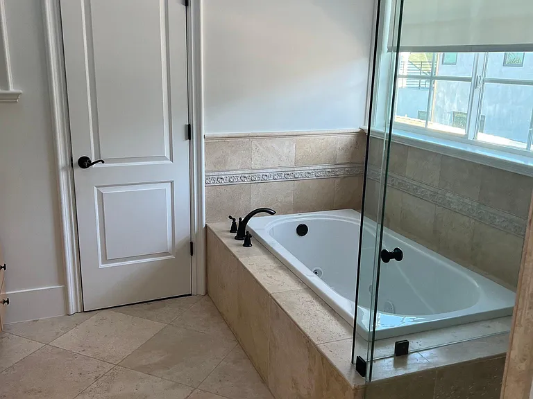 613 Poppy Ave — Photo 40