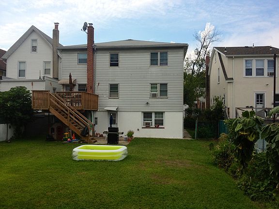 5th image of 22 Woodlawn Ave