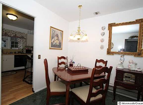 4th image of 9 Caribou Drive