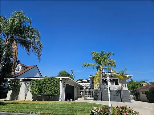 3657 Broadmoor Blvd N Photo 1