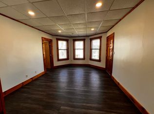 35 Oxford St, Fall River, MA 02721