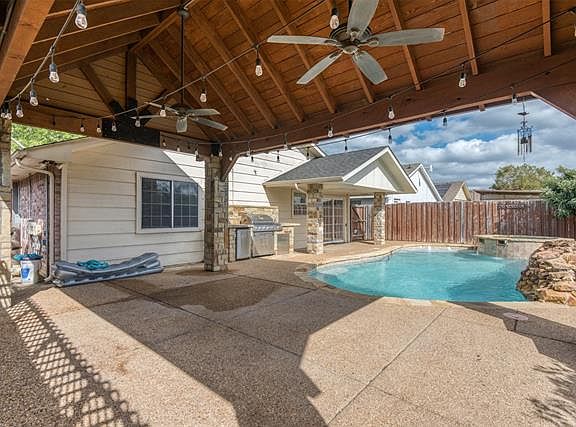2nd image of 4454 Tierra Dr