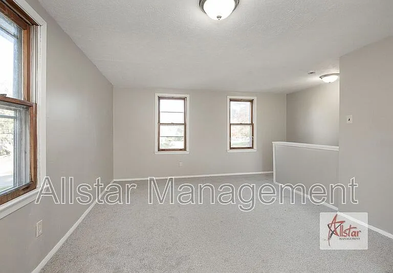 8958 Woodridge Ln — Photo 18
