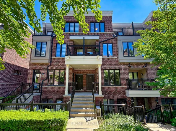 10 Carnation Ave #15, Toronto, ON M8V 0B8