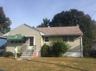 23 W 1st St, Keyport, NJ 07735