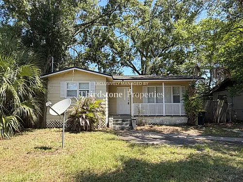 1853 W 6th St Photo 1 1853 W 6th St Photo 1