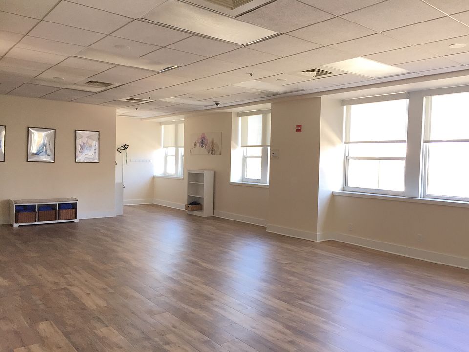 1st image of 1100 Vine St APT 615