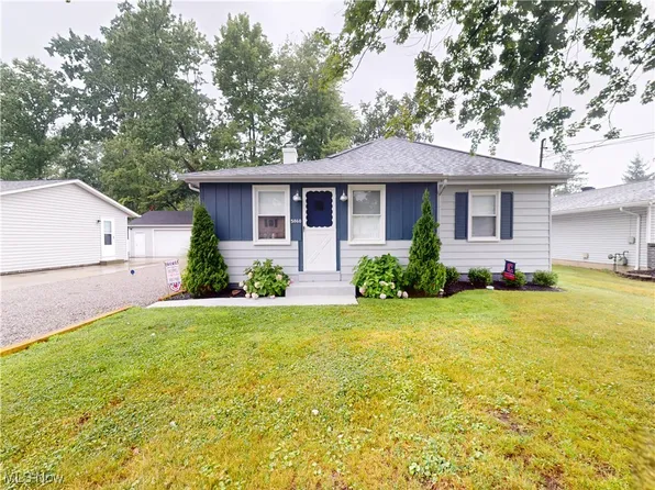 5860 Suwanee Dr, Mentor On The Lake, OH 44060