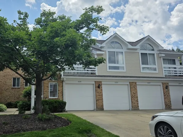 1023 Courtland Dr, Buffalo Grove, IL 60089